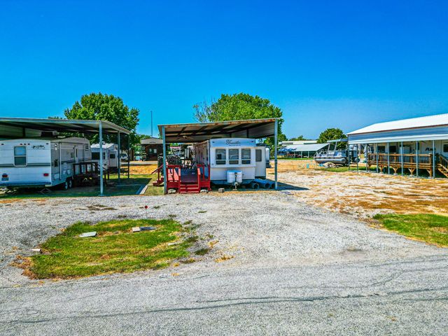 Lot 68, 69 70 Pelican Isle, Kerens, TX 75144