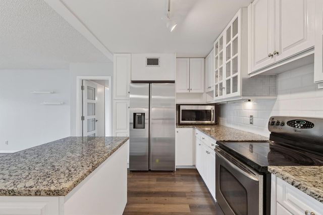 3594 Alder Drive F2, West Palm Beach, FL 33417