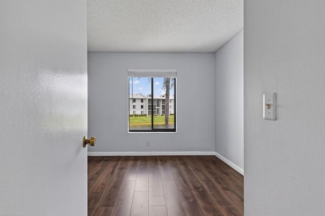 3594 Alder Drive F2, West Palm Beach, FL 33417