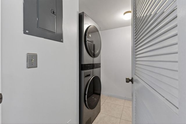 3594 Alder Drive F2, West Palm Beach, FL 33417