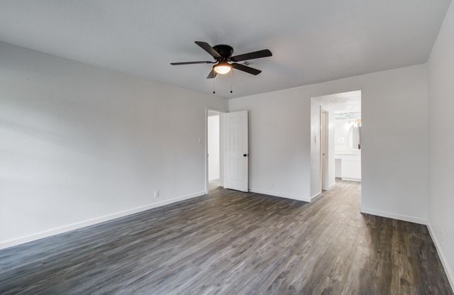 534 Robert E Lee Drive, Conroe, TX 77302