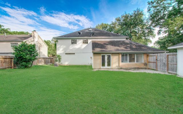 534 Robert E Lee Drive, Conroe, TX 77302