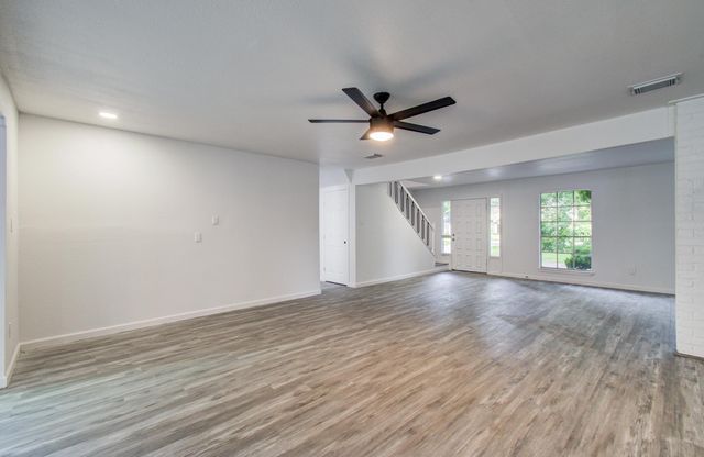 534 Robert E Lee Drive, Conroe, TX 77302