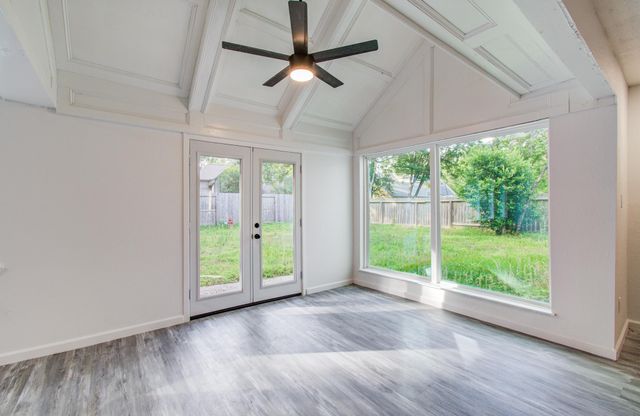 534 Robert E Lee Drive, Conroe, TX 77302