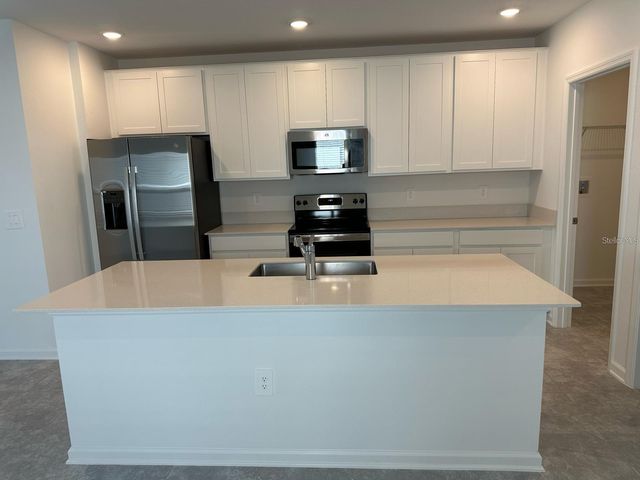 417 CEDAR KEY, Davenport, FL 33837