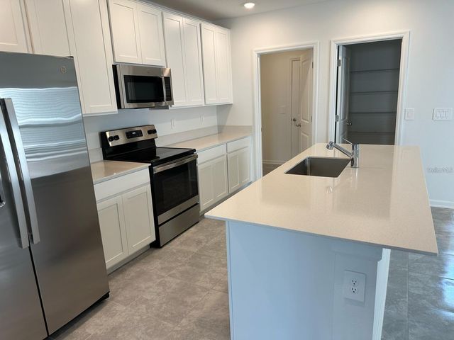 417 CEDAR KEY, Davenport, FL 33837