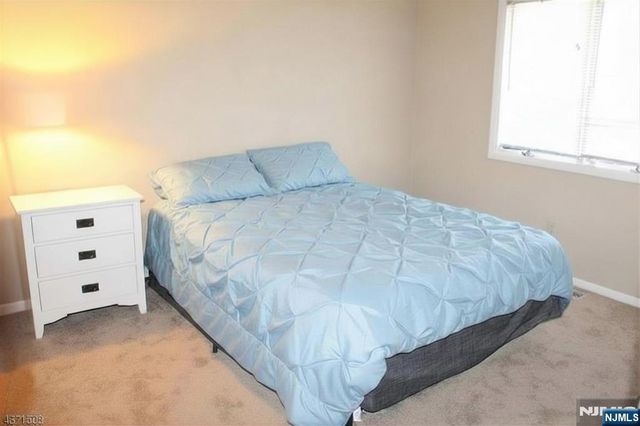 8 Leary Avenue G, Bloomingdale, NJ 07403