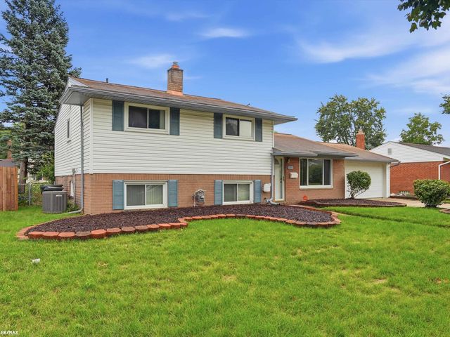8744 Leslie Drive, Sterling Heights, MI 48314