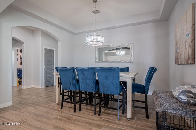 213 EMERALD GOLD Place, Horizon City, TX 79928