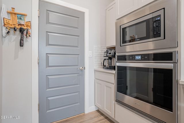 213 EMERALD GOLD Place, Horizon City, TX 79928