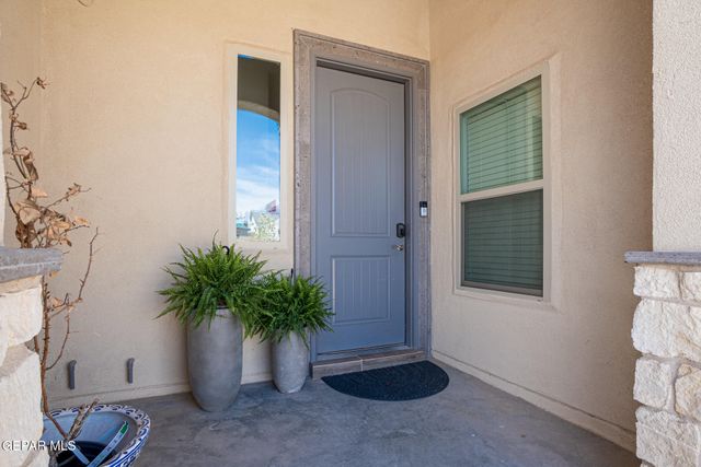 213 EMERALD GOLD Place, Horizon City, TX 79928