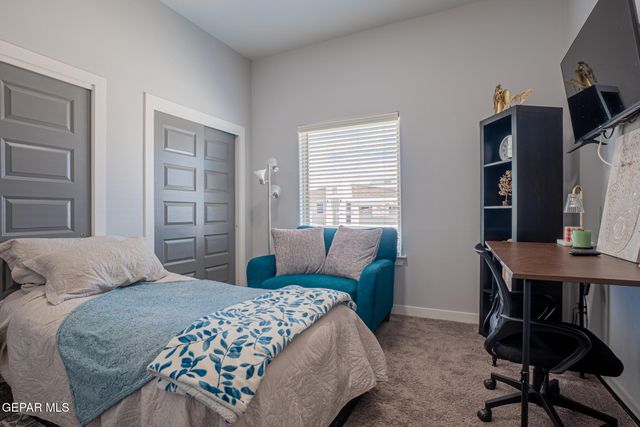 213 EMERALD GOLD Place, Horizon City, TX 79928