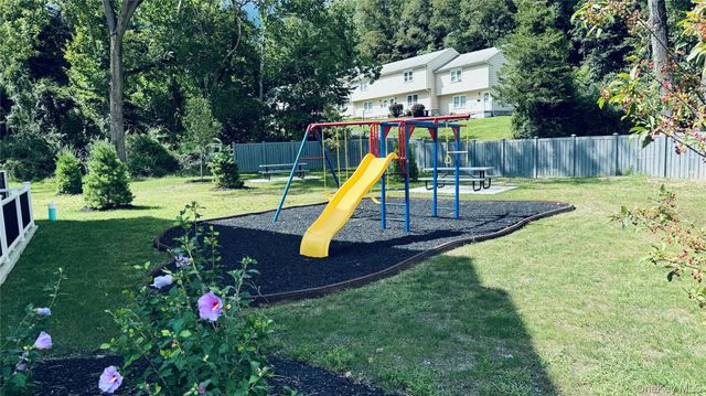 2 South Hills Way 5, Wappingers Falls, NY 12590