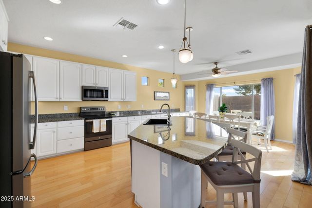 42511 W GOOD VIBRATIONS Lane, Maricopa, AZ 85138