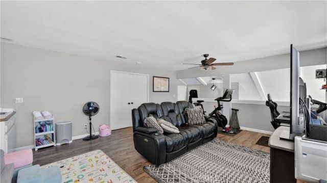 1913 W Wakeham, Santa Ana, CA 92704