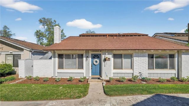 1913 W Wakeham, Santa Ana, CA 92704