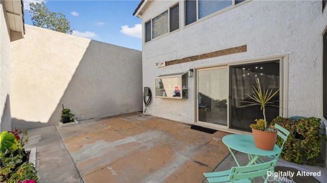 1913 W Wakeham, Santa Ana, CA 92704