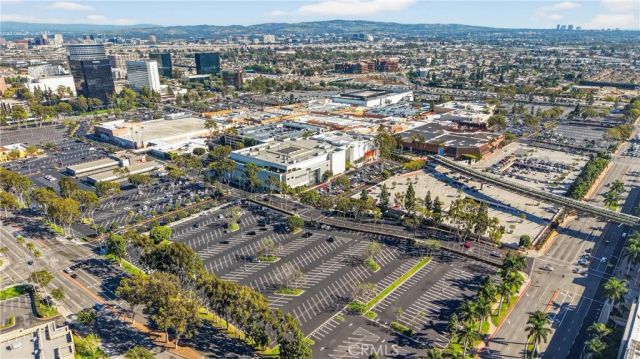 1913 W Wakeham, Santa Ana, CA 92704