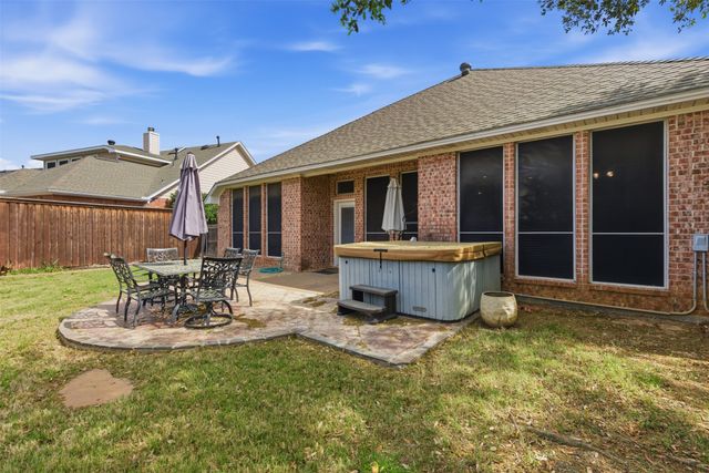 6404 Parkside Drive, Arlington, TX 76001