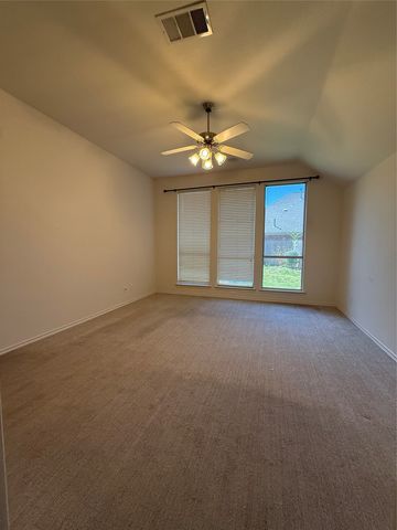 6404 Parkside Drive, Arlington, TX 76001