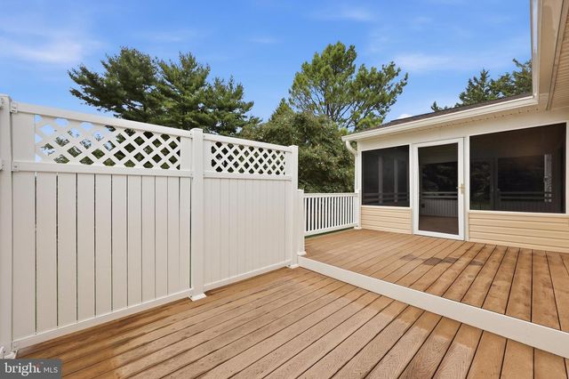 2702 RAINBOW DR, Westminster, MD 21157