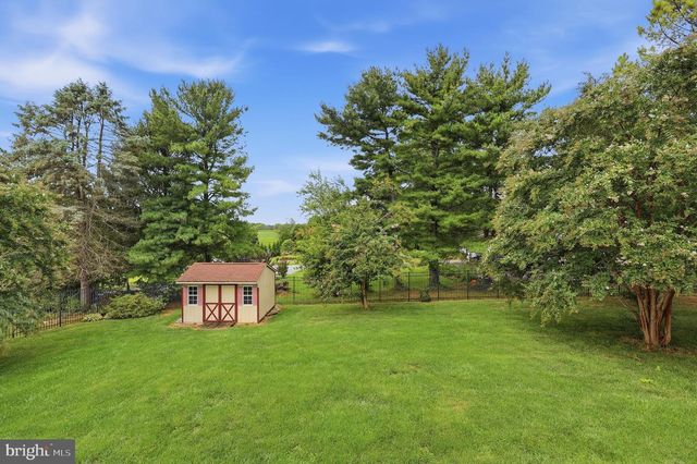 2702 RAINBOW DR, Westminster, MD 21157