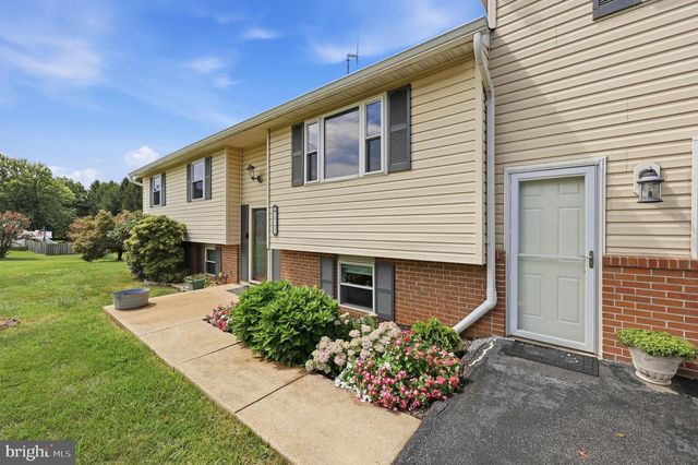 2702 RAINBOW DR, Westminster, MD 21157