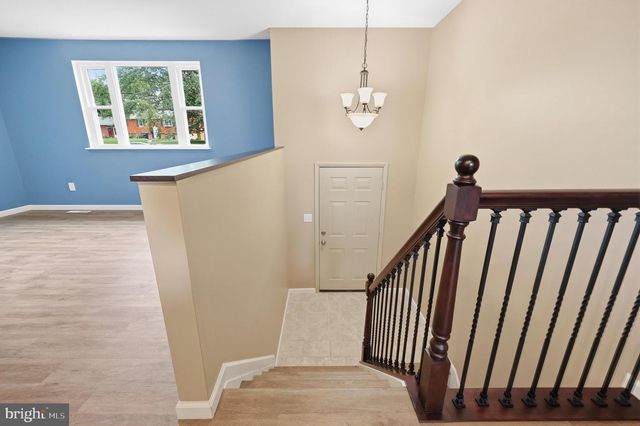 2702 RAINBOW DR, Westminster, MD 21157