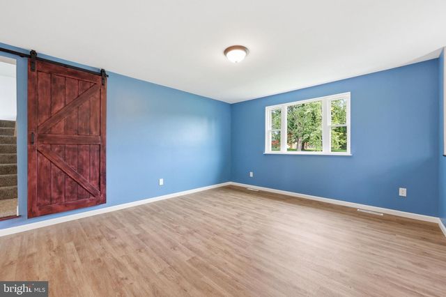 2702 RAINBOW DR, Westminster, MD 21157