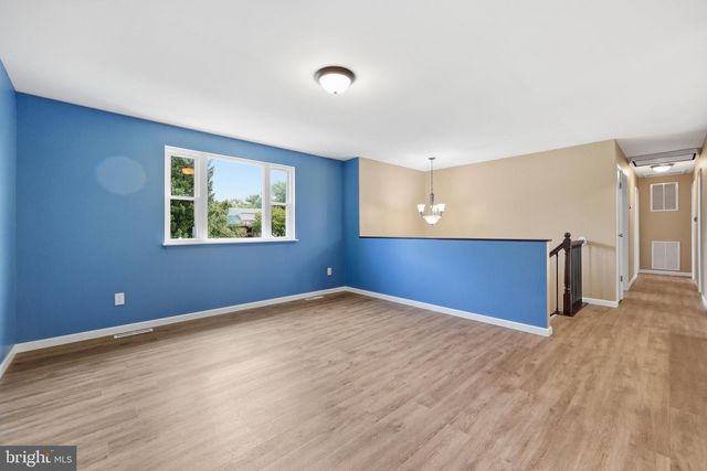 2702 RAINBOW DR, Westminster, MD 21157
