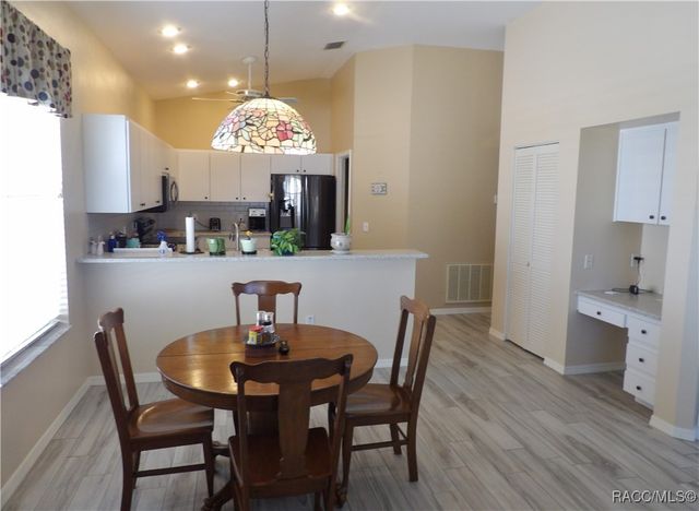 4614 N Crestline Drive, Beverly Hills, FL 34465