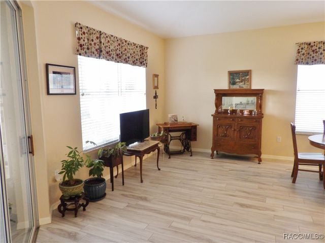 4614 N Crestline Drive, Beverly Hills, FL 34465