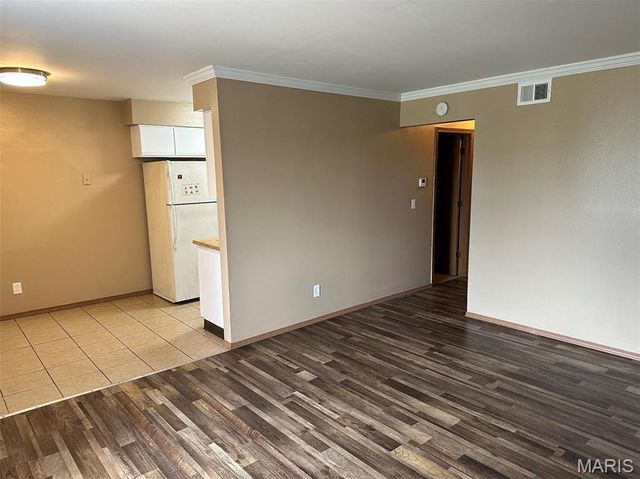 101 W 5th Street 2, Cahokia, IL 62206