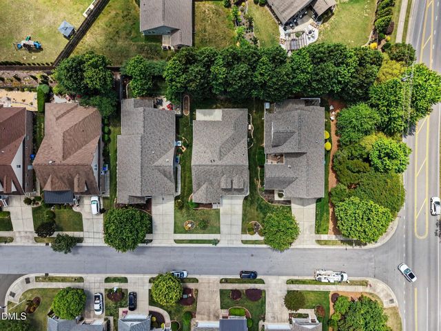 808 Canyoncreek Lane, Fuquay Varina, NC 27526