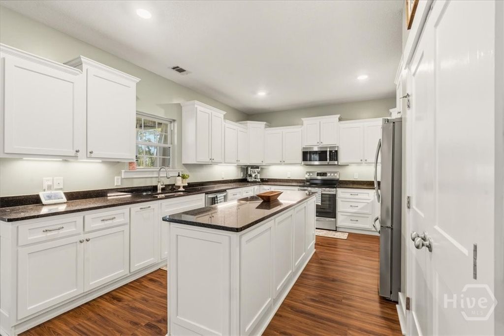 Image 11 of property listing at 1492 Fort Howard Road, Rincon, GA 31326