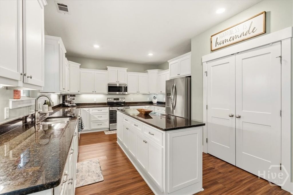 Image 13 of property listing at 1492 Fort Howard Road, Rincon, GA 31326