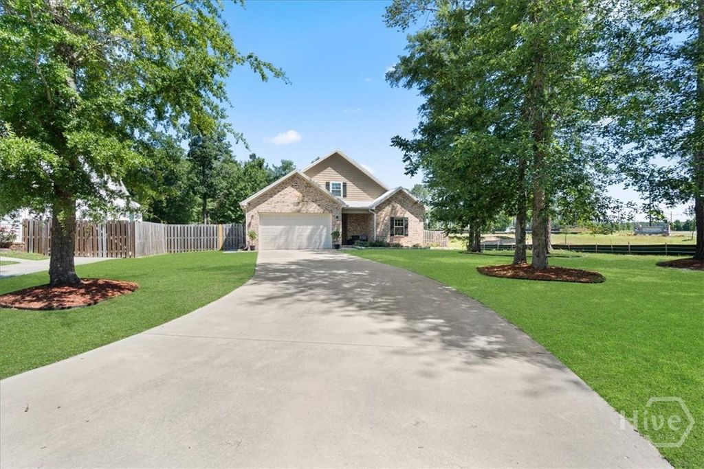 Image 2 of property listing at 1492 Fort Howard Road, Rincon, GA 31326
