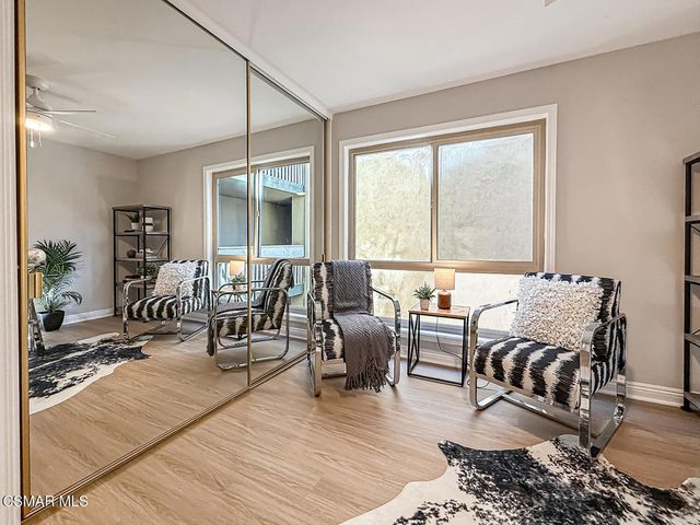 291 Sequoia Court 25, Thousand Oaks, CA 91360