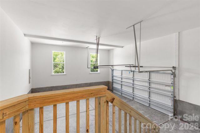 5944 Bakers Point, Hickory, NC 28602