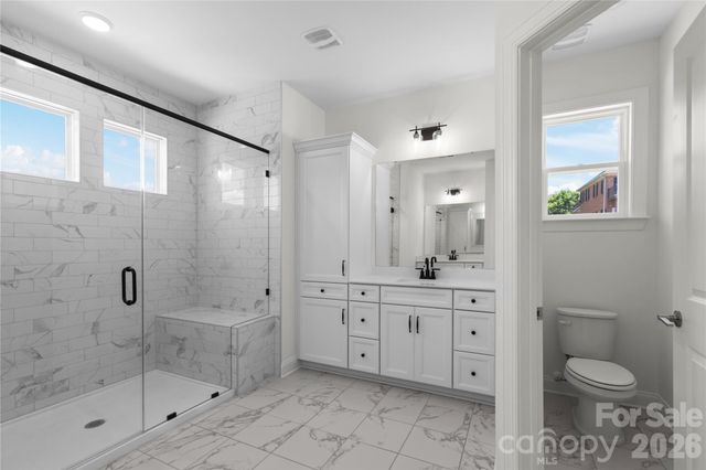 5944 Bakers Point, Hickory, NC 28602