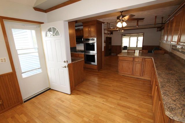 312 Knobes AVENUE, Twin Lakes, WI 53181