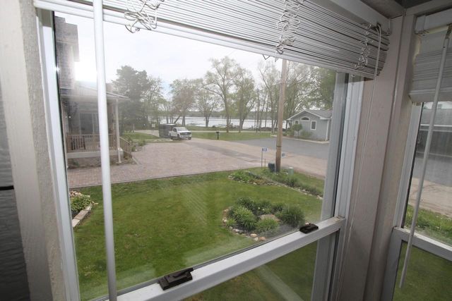 312 Knobes AVENUE, Twin Lakes, WI 53181