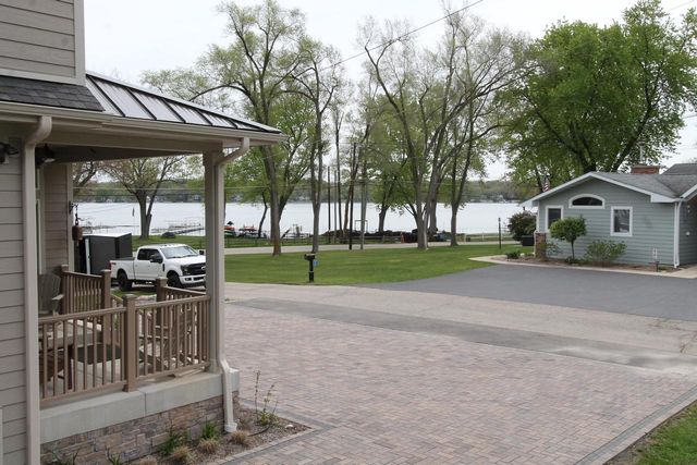 312 Knobes AVENUE, Twin Lakes, WI 53181