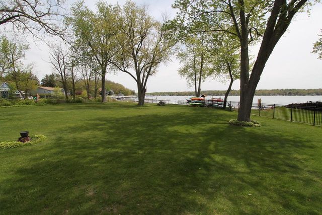 312 Knobes AVENUE, Twin Lakes, WI 53181