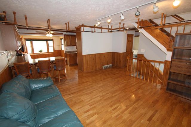 312 Knobes AVENUE, Twin Lakes, WI 53181