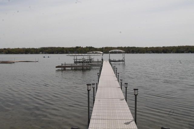 312 Knobes AVENUE, Twin Lakes, WI 53181