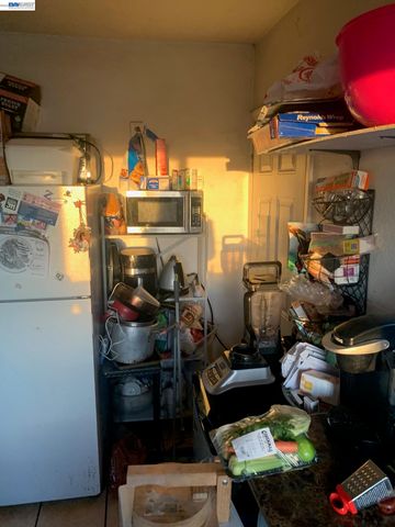 7333 Lockwood St, Oakland, CA 94621