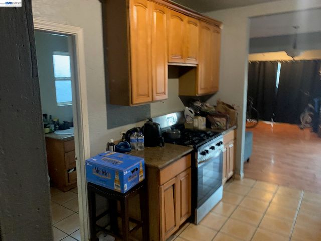 7333 Lockwood St, Oakland, CA 94621