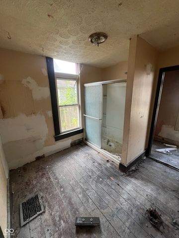 1138 Harlan, Indianapolis, IN 46203