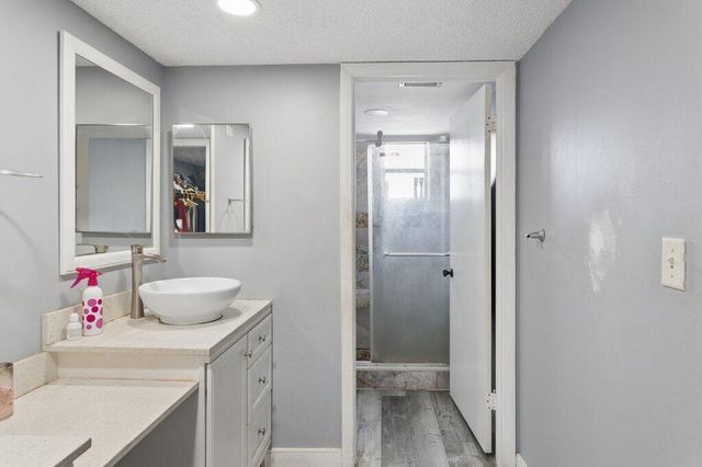 8030 Hampton Boulevard 404, North Lauderdale, FL 33068
